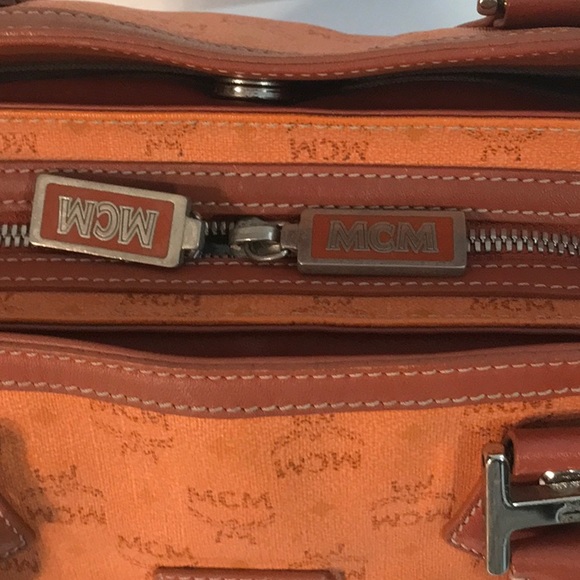 MCM DOCTOR STYLE SACHEL BAG - Picture 6 of 16